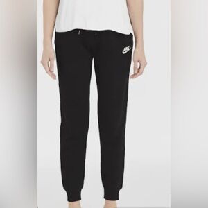 Nike Womens thin Black Joggers L